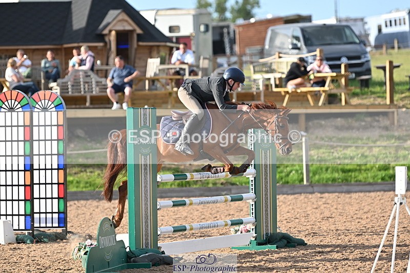 240628A-194056-01946 - Cls 7 Graham Heath 128cm + 138cm