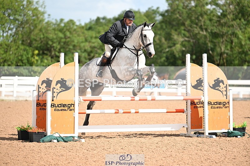240726A-100600-00808 - Cls 7 Snr British Novice and 90cm Open