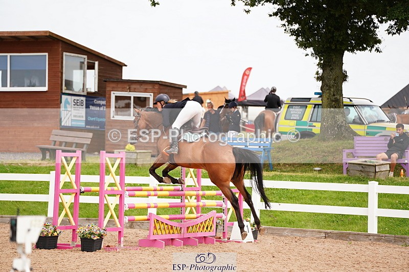 240803A-141708-08443 - Cls 38 1.05m Amateur Qualifier