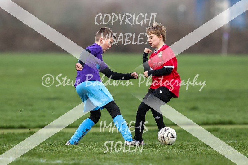 1DX30067 - 2026-03-01  FC Abbey Meads U11 Grey V Hungerford Town Juniors U11 Gladiators