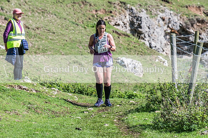 Ilam-1070 - Ilam Three Peaks Fell Race (Limestone Series) Sunday 28th September 2025