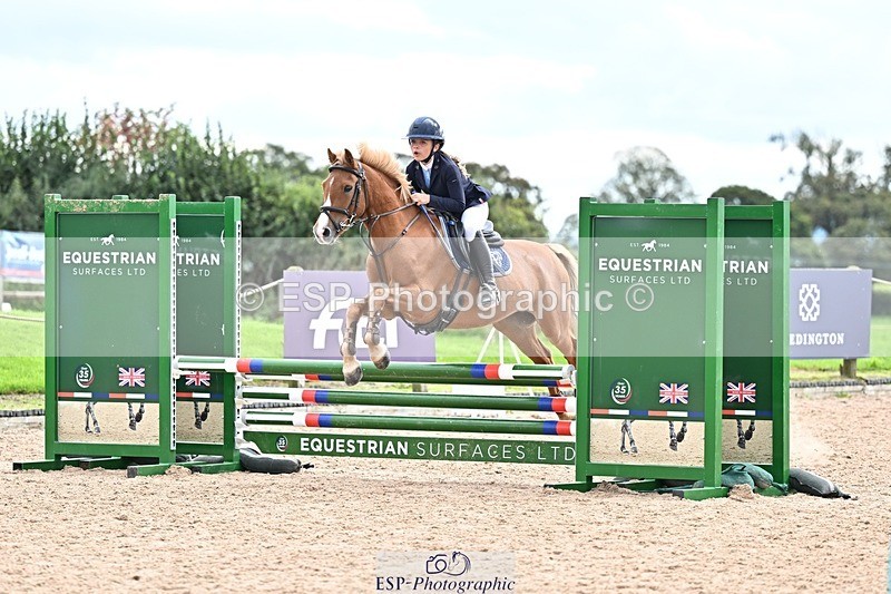 250921-143559-03908 - Cls 20 Pony 80cm Derby