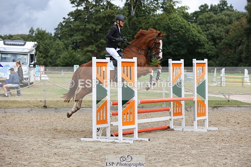 250829A-105927-01264 - Cls 7 British Novice and 90cm