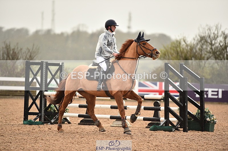 240315A-104850-00636_Cls 8 British Novice and 90cm Open - 079-315-9541
