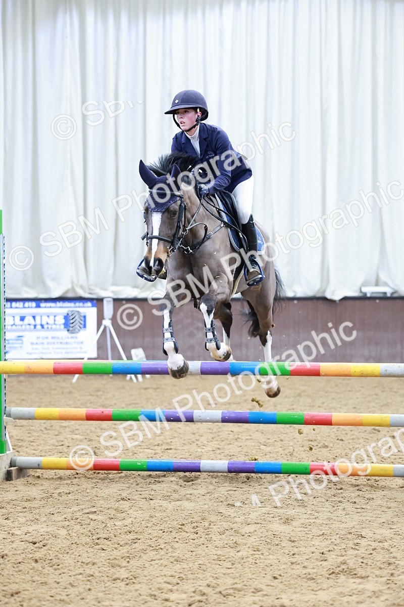 SBM_003005 - Class 9 - Equissage Pulse Senior BritiNovice/ 90cm Open