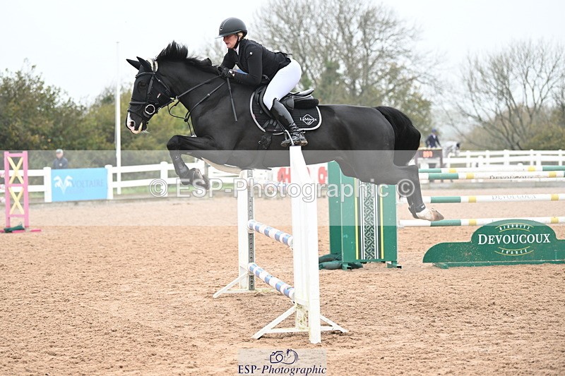 241102A-125243-04663 - SAT Cls 15 Foxhunter and 1.20m Open