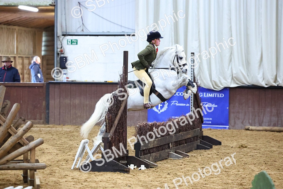SBM_003111 - Class 35 - 60cm Training Stakes