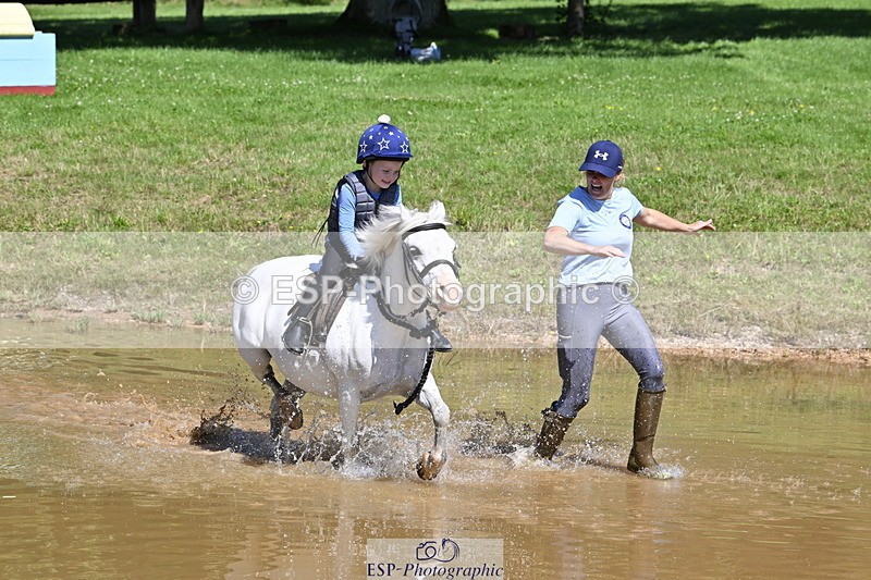 240728B-111559-01348 - Gemma's Group XC