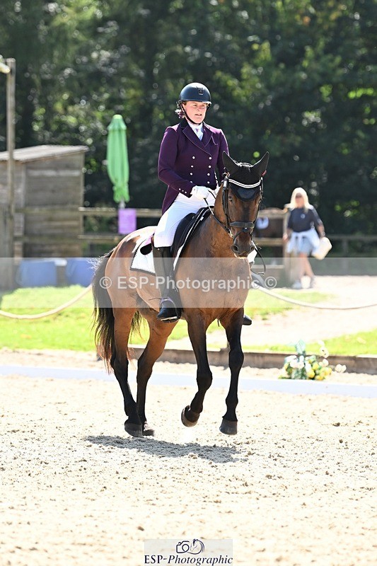 240811-150252-06584 - 153-Nicola.Kayes-BOSS.X