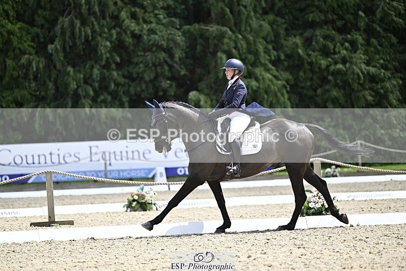 240523-130256-04643 - 101-MORELANDS_CASANOVA-Daisy_Bathe