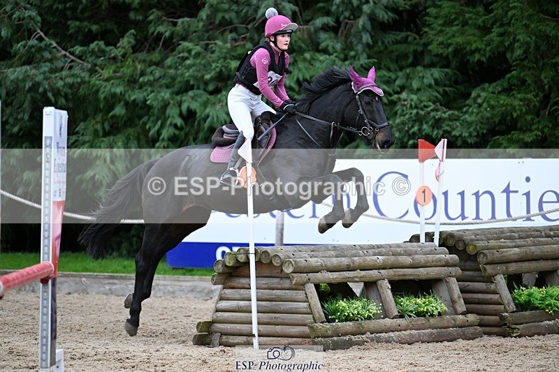 241117-142358-04550 - Cls 3 90-95cm 14.00 to 15.00