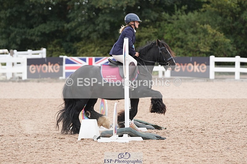 260825B-150722-00021 - Clear Round