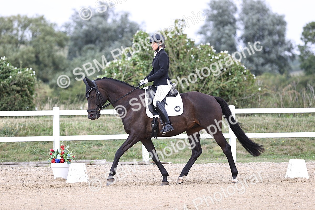 SBM_017936 - Class 14 - Novice 23 - 15.16-16.19