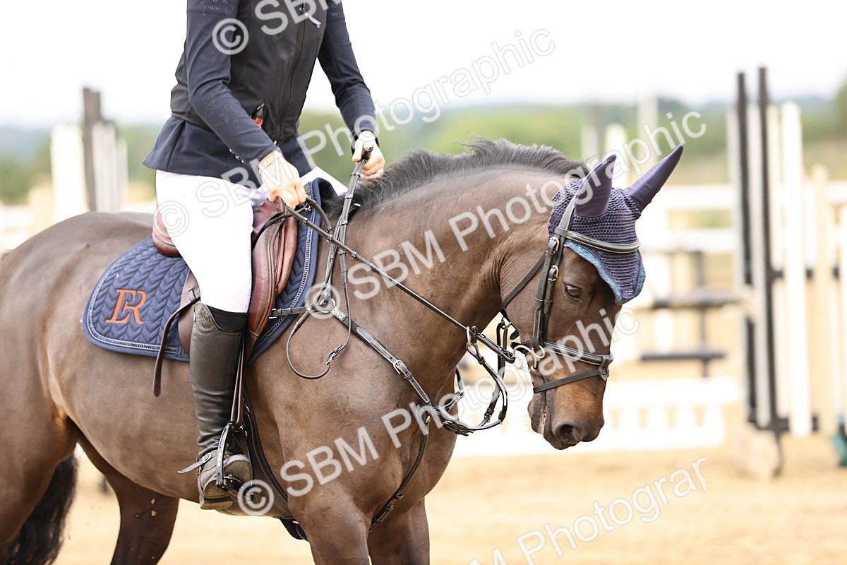 SBM_024369 - Class 8 - Clear Round
