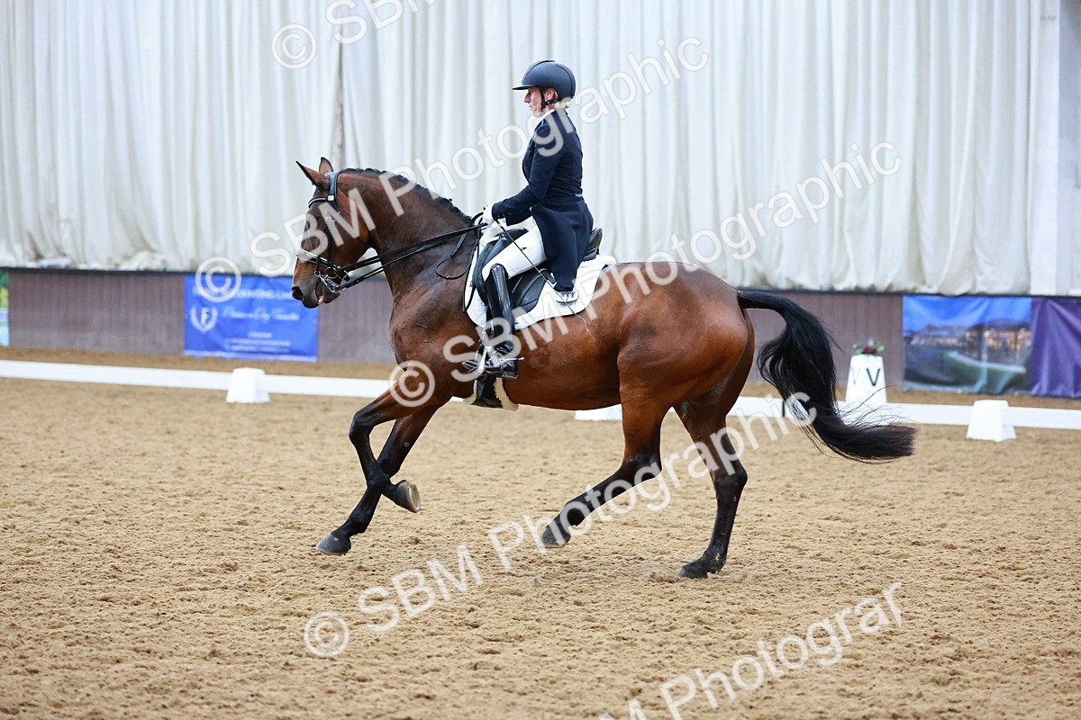 SBM_002016 - Class 17 - FEI PSG