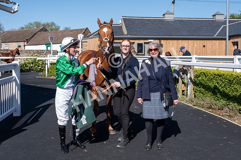 220426-Race 4-Borjina-3119 - Race 4