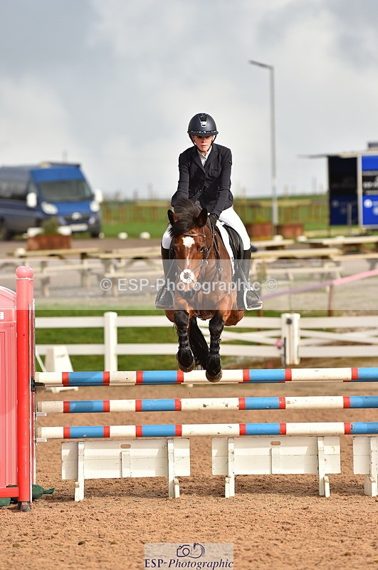 240210A-125850-01277 - Cls 9 Foxhunter & 1.10m Open