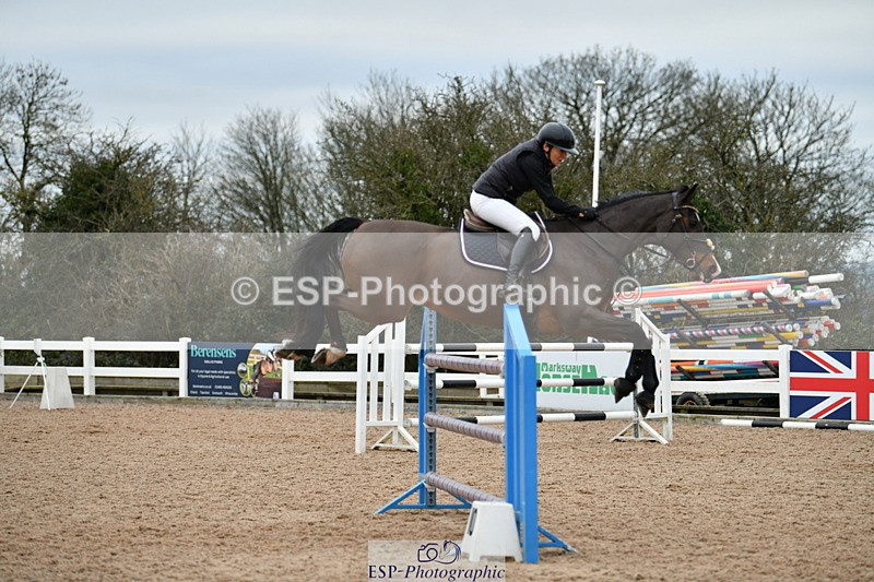 240112A-143822-01263 - Cls 6 Foxhunter and 1.20m Open