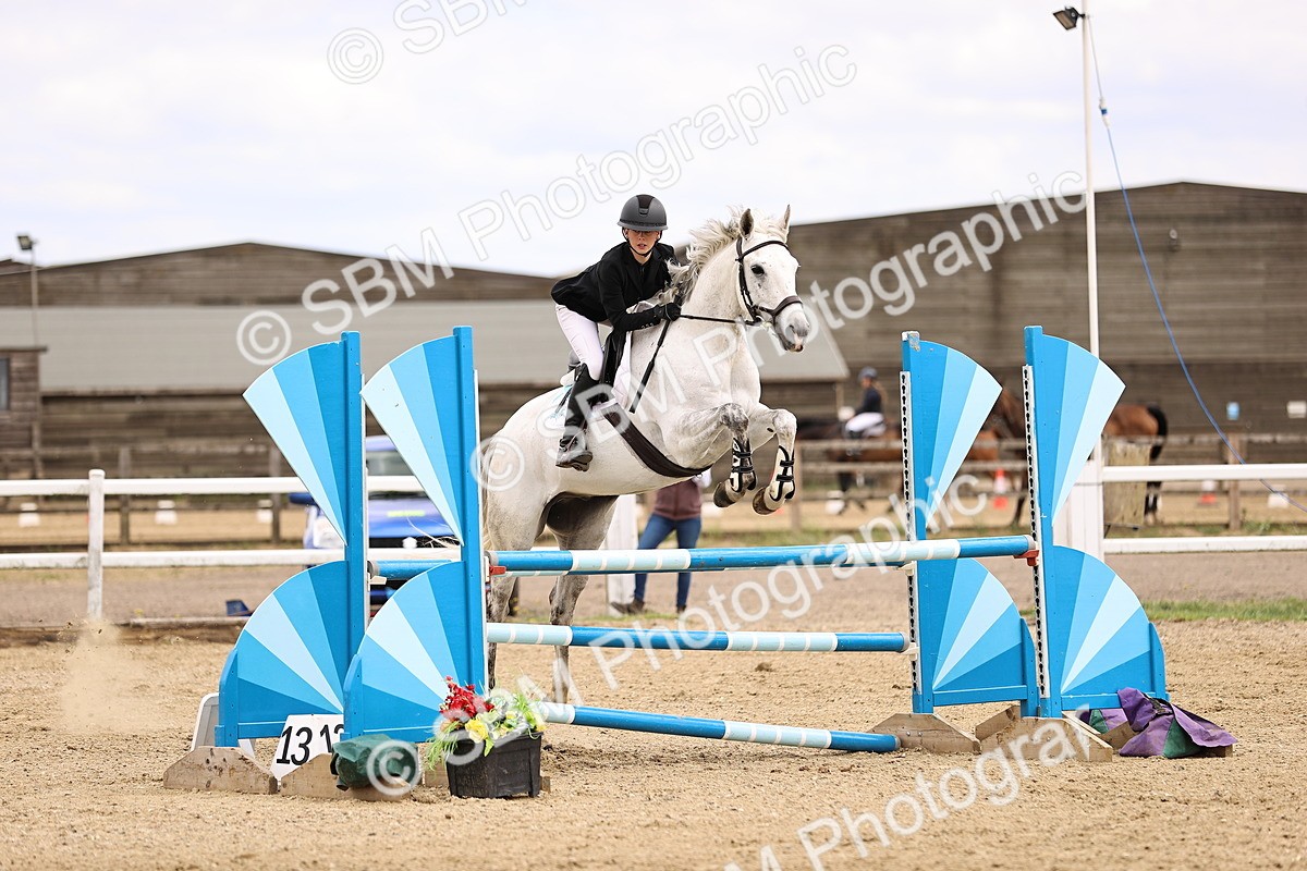 SBM_000405 - Class 4 - 1m showjumping