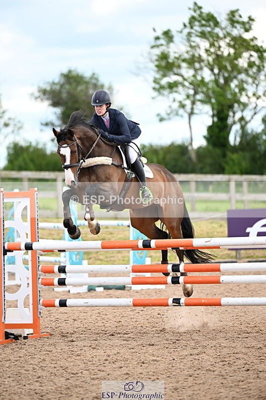 240608A-142720-02750 - Cls 5 Snr Foxhunter and 1.20m Open