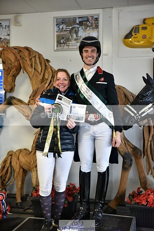 250214-135918-01698 - Inter I Gold Presentations