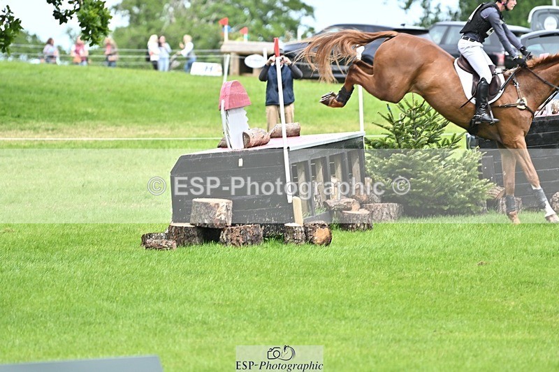 240525-153554-16385 - 221-LAGANS_RICE_STAR-Oliver_Thompson