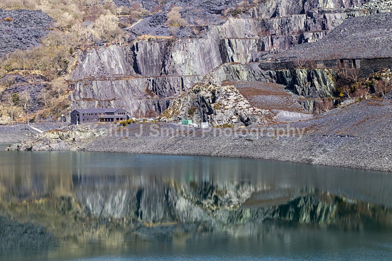 4KJS2866 - United Kindom