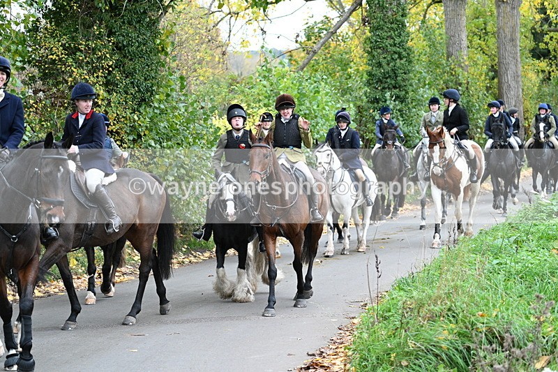 WJ7_7337 - Walk Home..