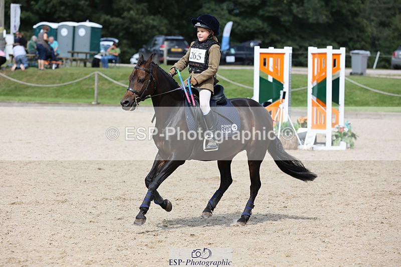 240823X-122521-16769 - 60cm R1 11.30 to 13.30