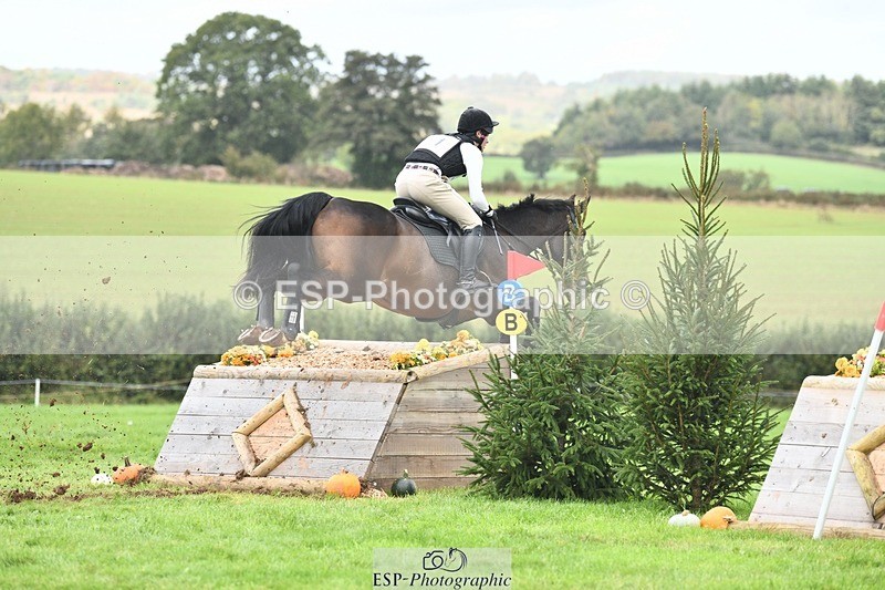 231020-130424-08868 - 071-BALLYVOGUE.OLYMPIC.VIEW-Duncan.Morgan-XC