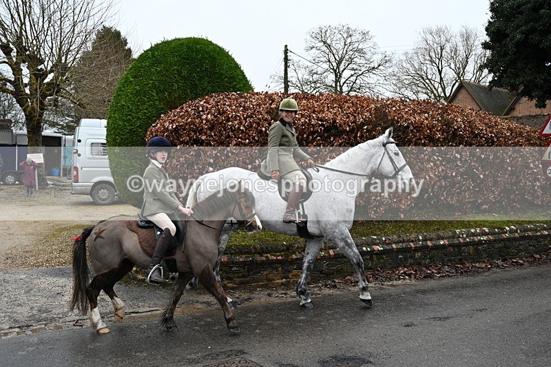 WJ7_9295 - Walk out..