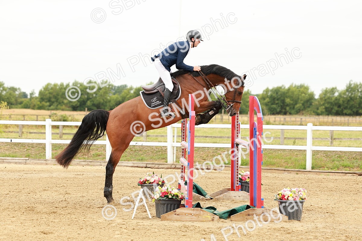 SBM_016669 - Class 20 - Senior Newcomers - 1.10m