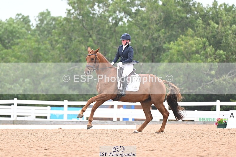 240815A-103742-00134 - 259-Amy.Harris-Stormhill.ultima