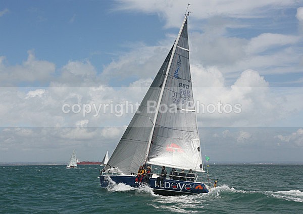 120630 REDEYE GBR2647L WT7A2587 - ROUND THE ISLAND RACE - 30th June 2012