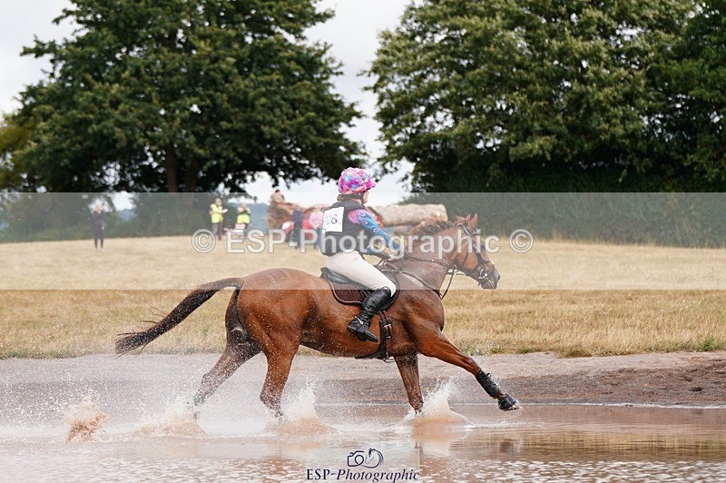 250803A-151450-16480 - P-706-Tichy.Sanders-A.MOMENT.IN.TIME