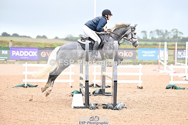 250827B-100822-00003 - Clear Round & Cls 1 Brit Nov 90cm