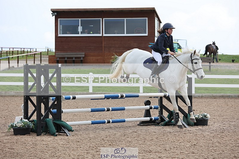 240406A-111942-03016 - Cls 20 British Novice and 90cm Open