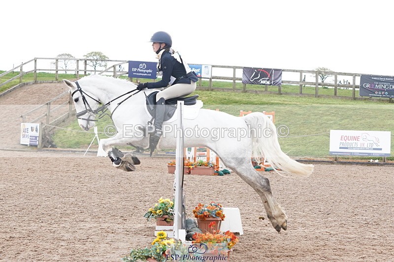 250419-120828-09585 - 525-Tabitha.Curtis-UMELIA-V