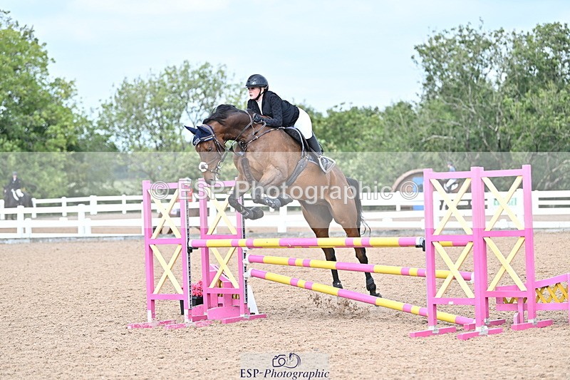 241004A-123429-01917 - Fri 09 95cm Amateur Quals