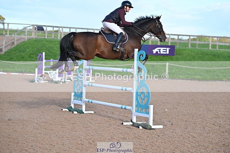 231014A-182143-06501 - Cls 21 National 1.30 & 1.40m Open