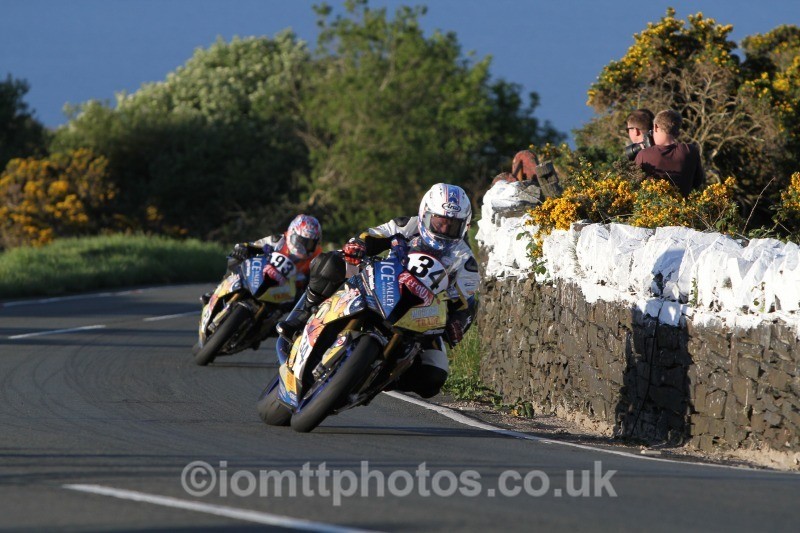 Paul Shoesmith BMW / Ice Valley by Motorsave Trade - Monday Practice Solos