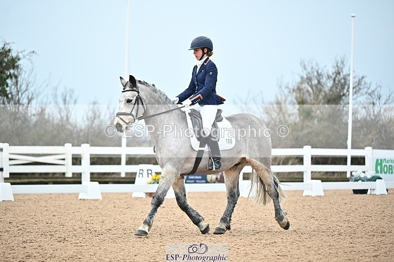 250214-102745-00791 - 186-Elizabeth.Allen-Tully.Mist