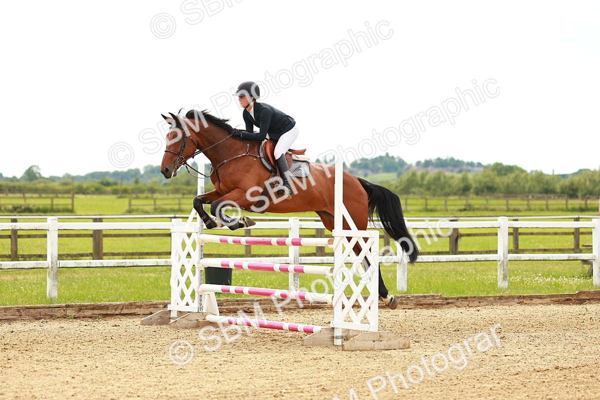 SBM_002195 - Class 4 - Senior Newcomers - 1.10m