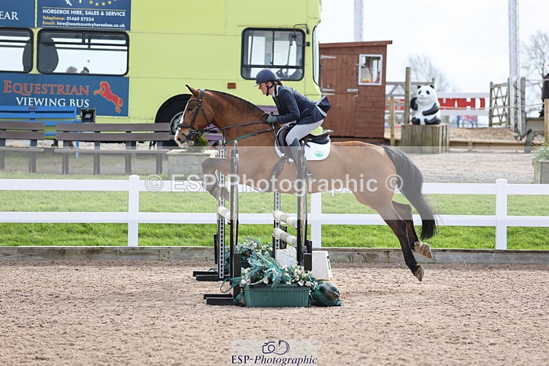 240406A-104555-02853 - Cls 20 British Novice and 90cm Open