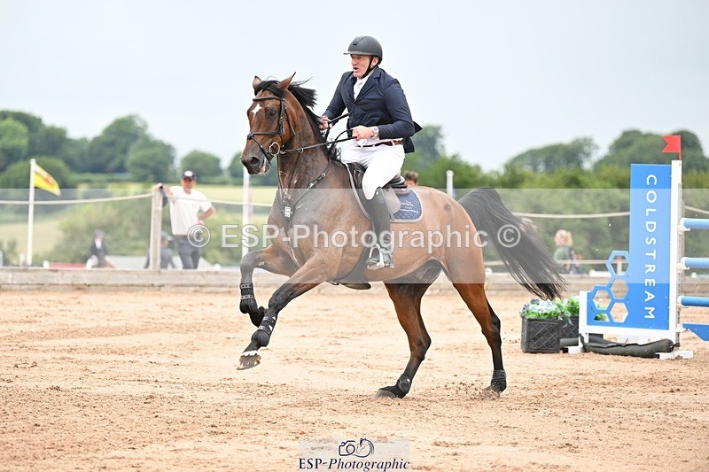 250717-123122-04971 - Cls 17, 1 Star Gold Tour