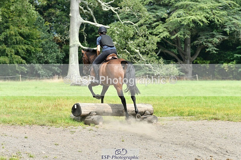 230817-132122-00939 - Theo's 1st Group - XC