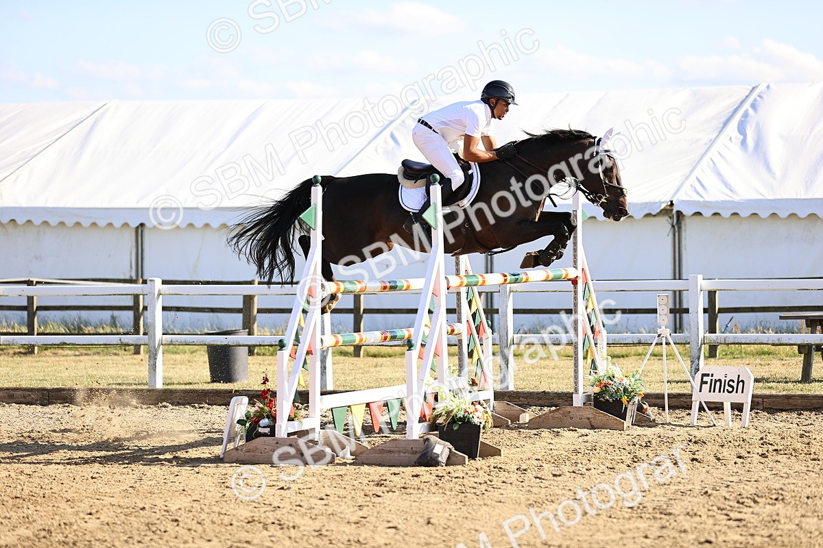 SBM_015894 - Class 18 - Senior 1.35m Open