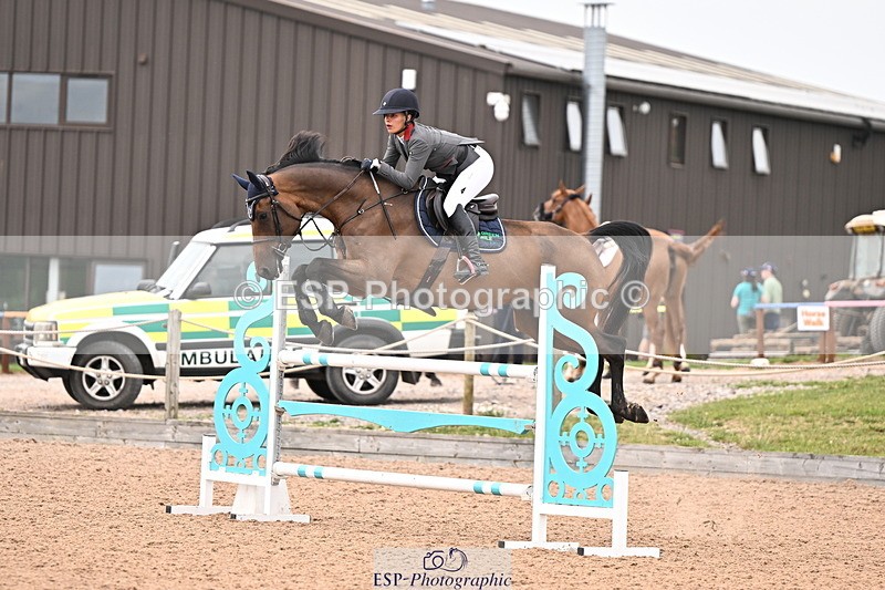 240828A-161438-01301 - Cls 5 Snr Foxhunter and 1.20m Open