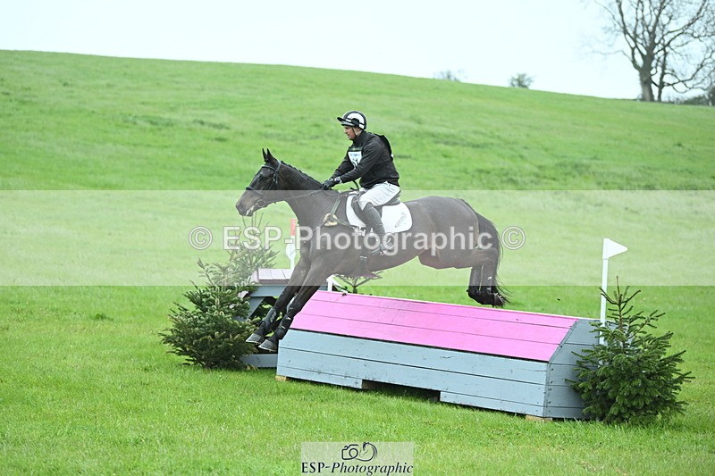 250418-110819-01978 - 061-Gubby.Leech-JUST.SPOTLESS