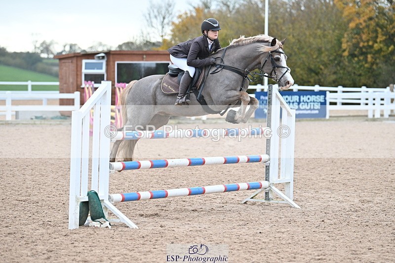 231119A-120958-05595 - Sun Cls 5 Newcomers & 1m Open